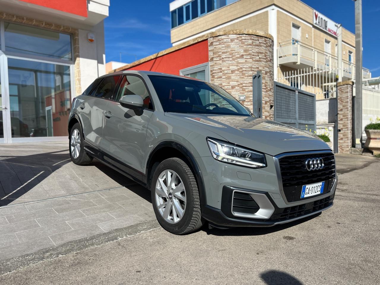 Audi Q2 S TRONIC mod. sport - 2019 LED/navi