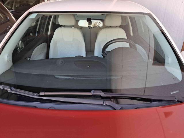 OPEL Adam 1.2 70 CV Jam ok neopatentati