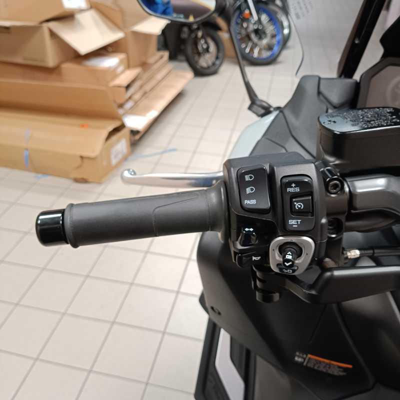 Yamaha T-Max 560 Tech Max - 2025