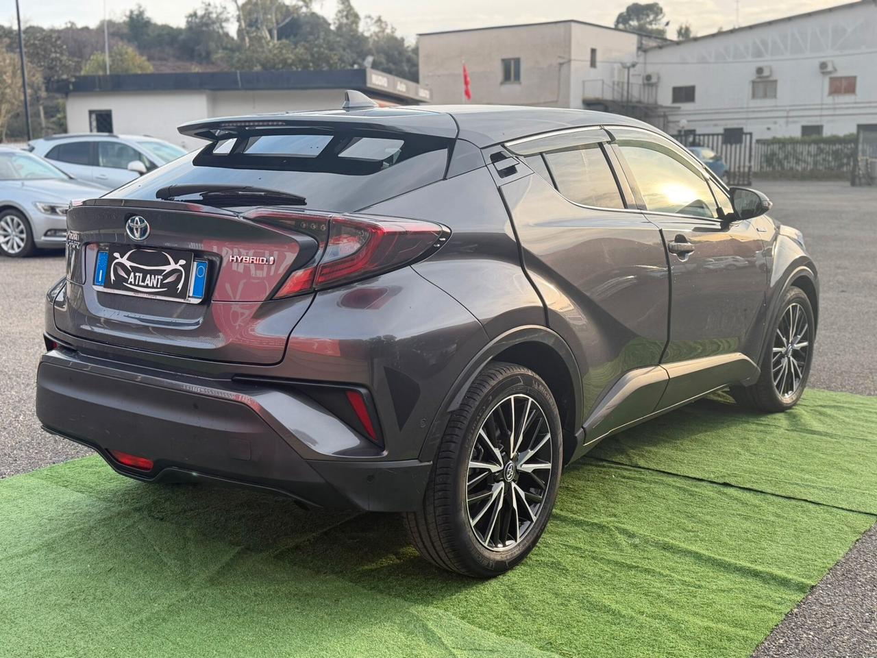 Toyota C-HR 1.8 Hybrid E-CVT Style+