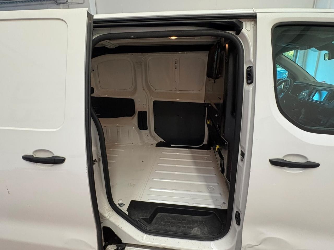 TOYOTA FURGONE PROACE Diesel 1.5 CV 120 Km 253.007 garanzia 12 mesi