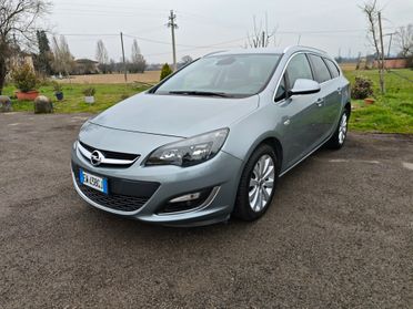 Opel Astra 1.4 Turbo 140CV Sports Tourer GPL Tech Cosmo