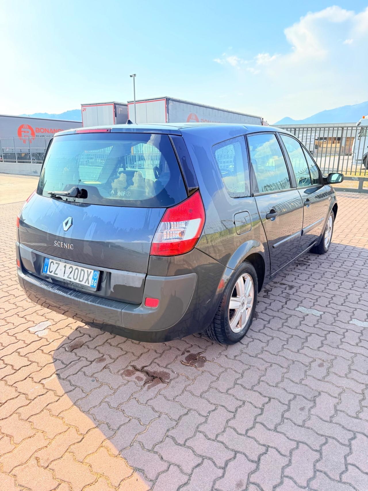 Renault Scenic Scénic 7 Posti GPL