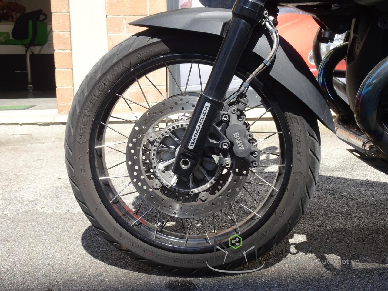 BMW R 1200 GS Adventure TRIPLE BLACK