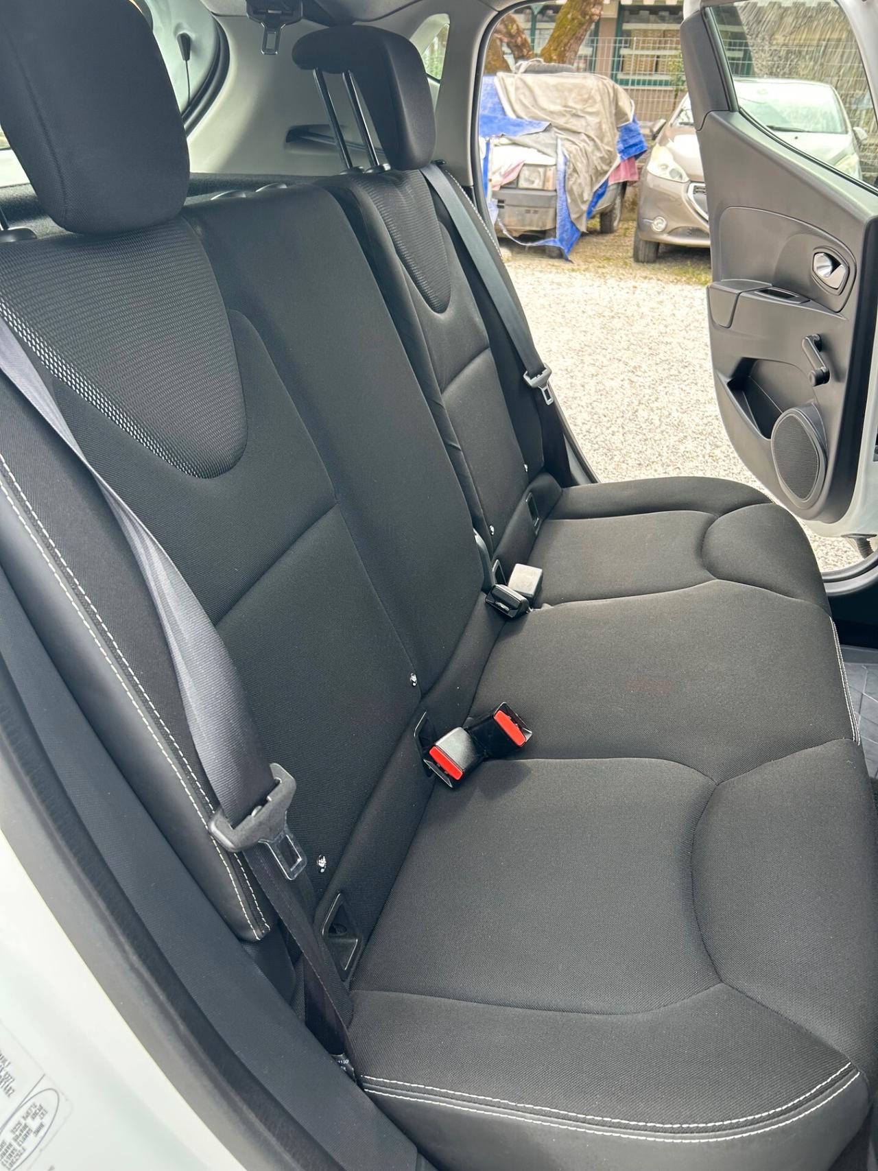 Renault Clio 1.2 75CV 5 porte Costume National