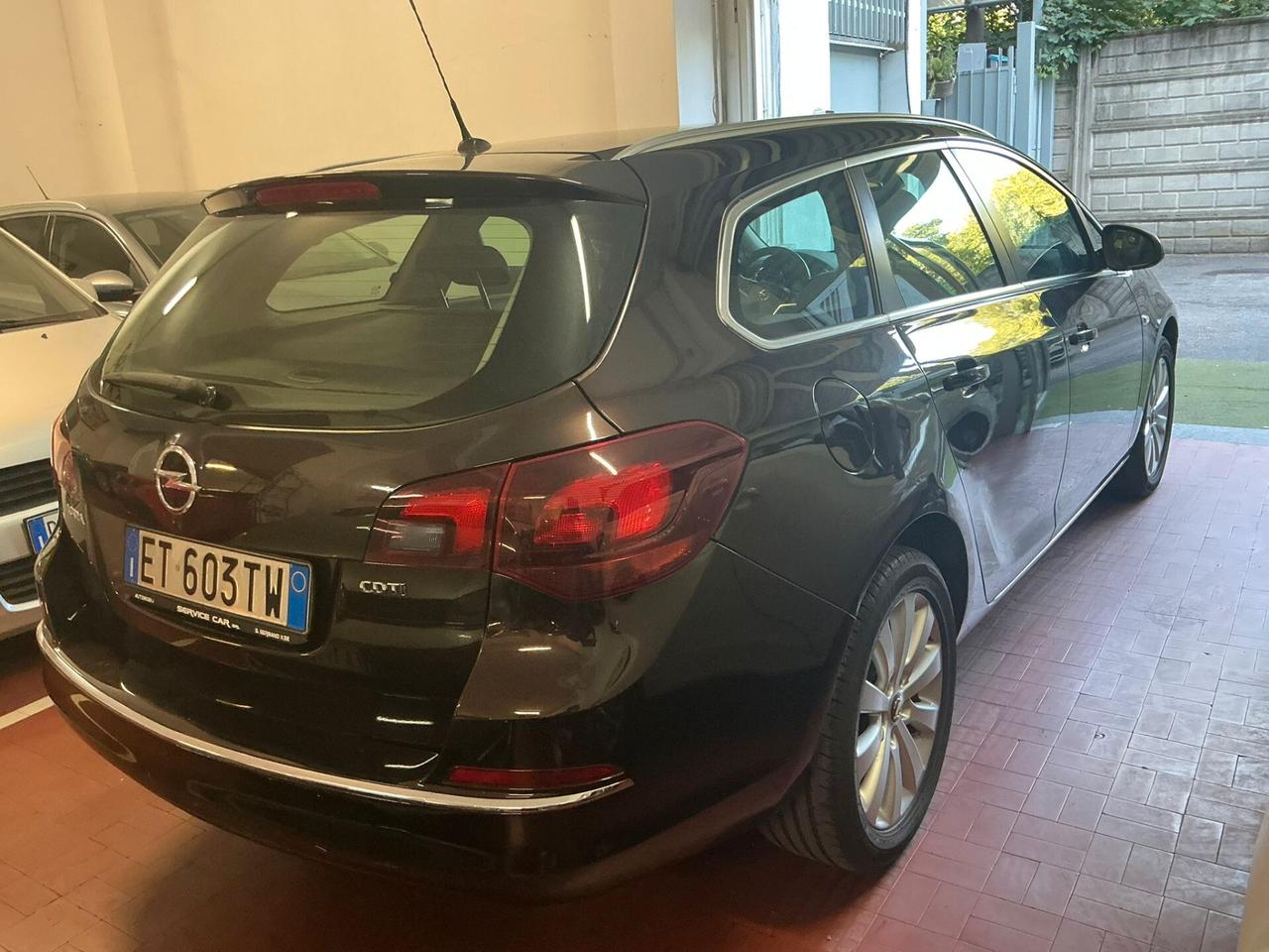 Opel Astra 1.7 CDTI 110CV Sports Tourer Cosmo