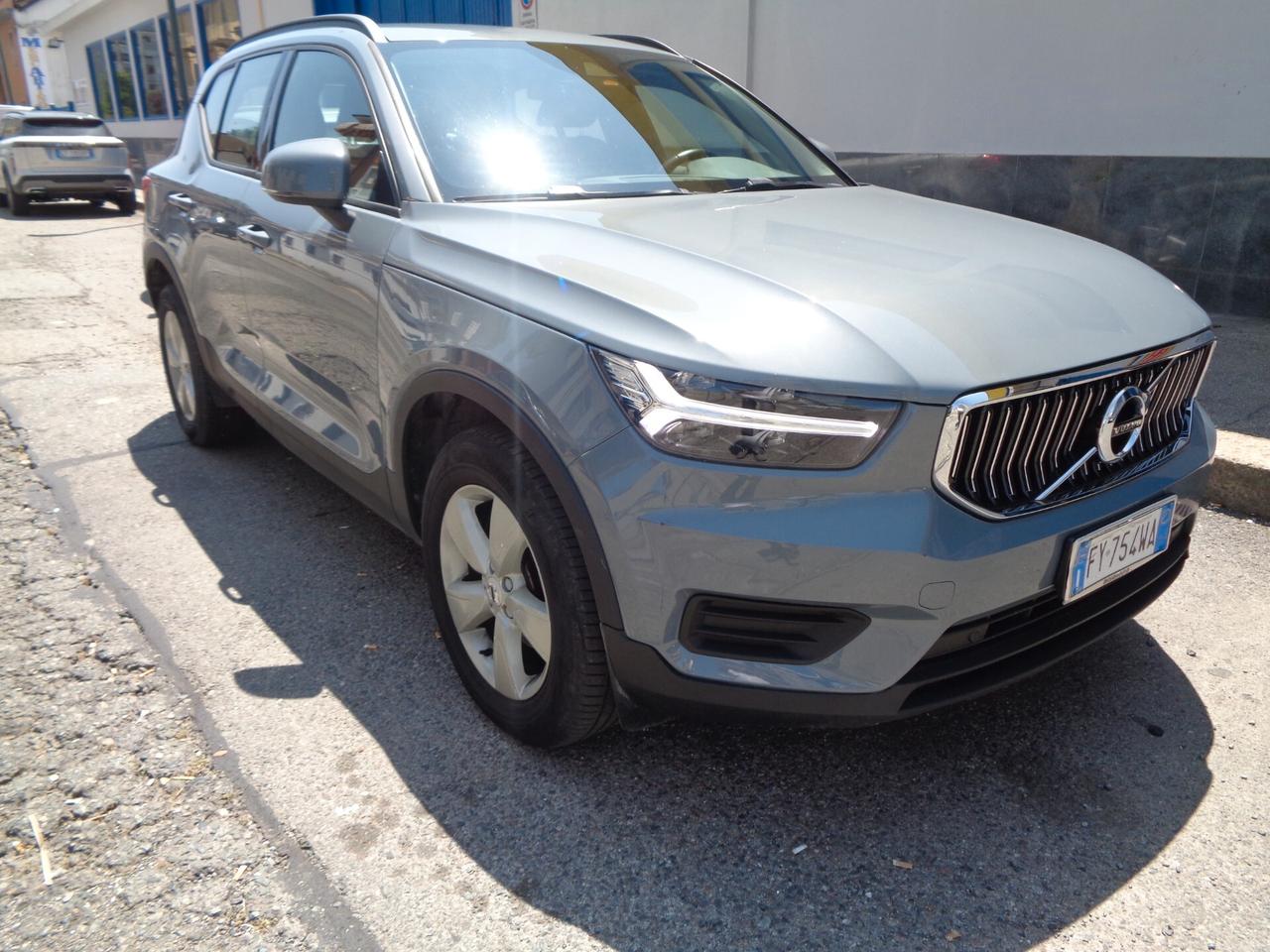 Volvo XC40 T3 Momentum
