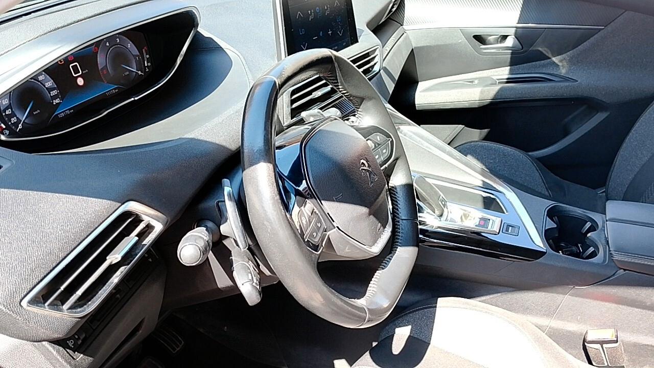 Peugeot 5008 BlueHDi 130 S&S EAT8 7 Posti