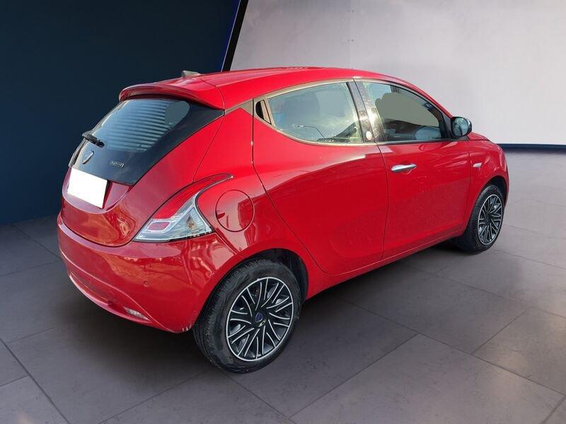 Lancia Ypsilon III 2021 1.0 firefly hybrid Gold s&s 70cv