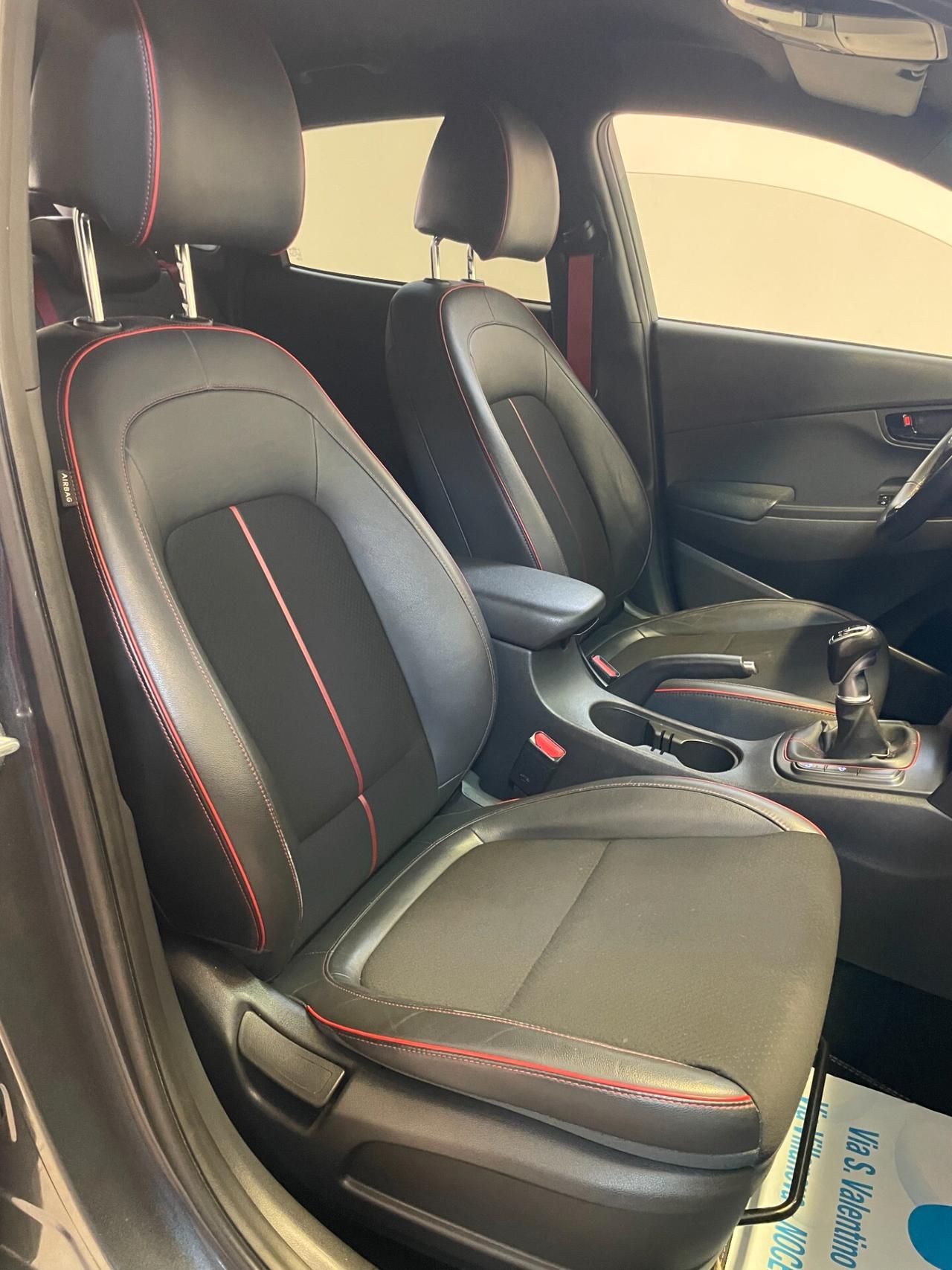 Hyundai Kona 1.6 115 CV CRDI Xpossible FULL OPTIONAL ! TAGLIANDATA NEOPATENTATI