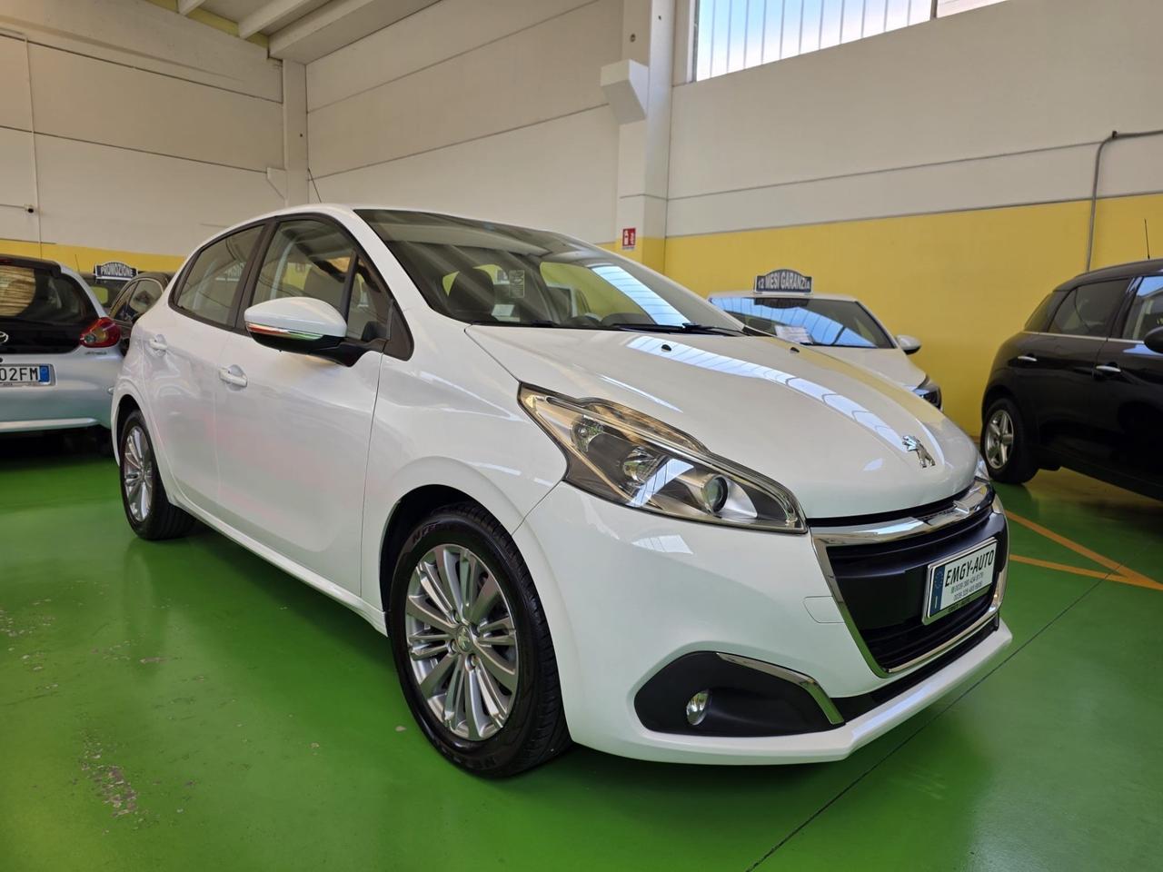 Peugeot 208 PureTech 82 5 p. con 89.200km. Euro 6 B