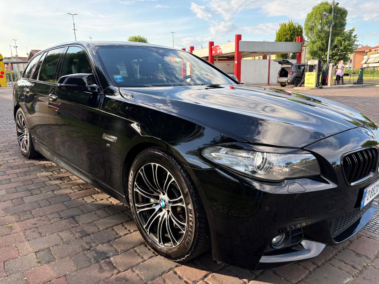 Bmw 525 525d Touring Luxury allestimento MSPORT aut.
