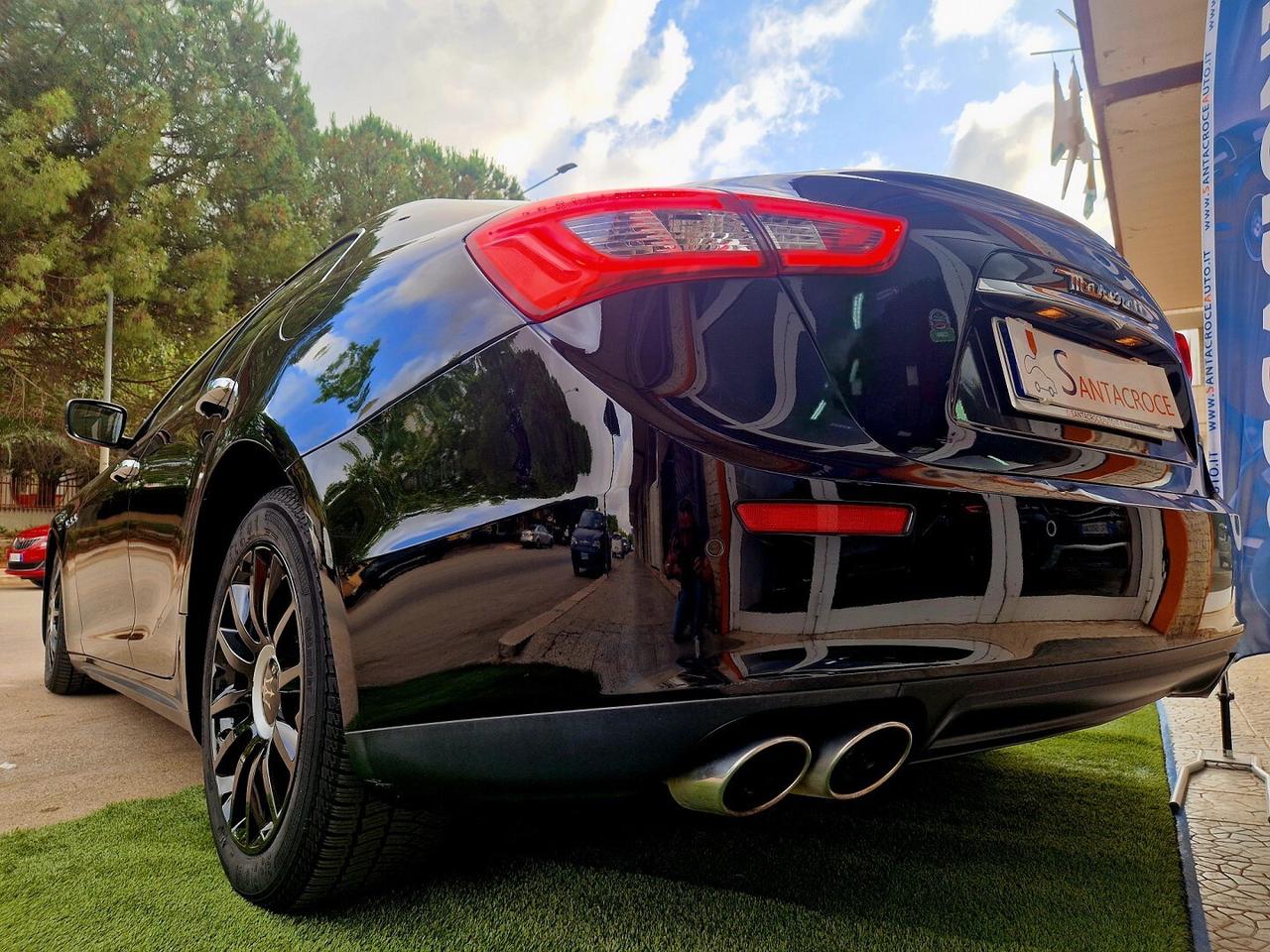 MASERATI GHIBLI V6 DIESEL 275CV NERISSIMO EDITION
