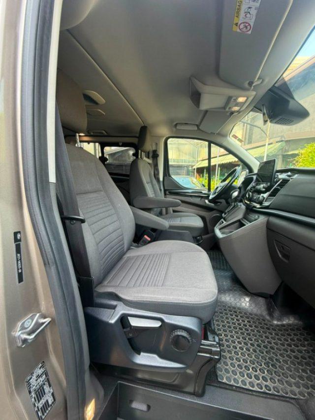 FORD Tourneo Custom 310 2.0 TDCi 170CV aut. PC Titanium GANCIO TRAIMO
