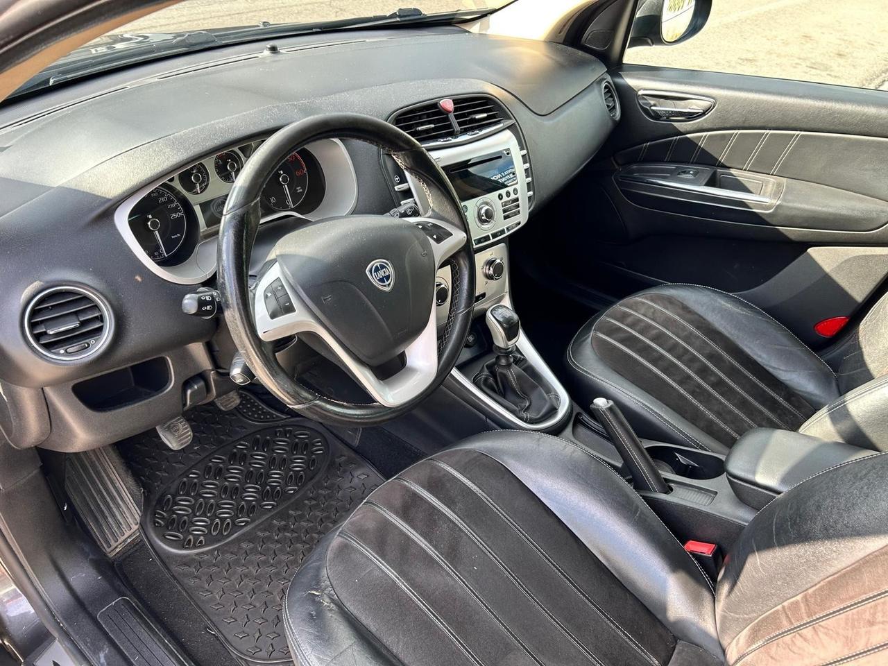 Lancia Delta 1.6 MJT DPF Platinum