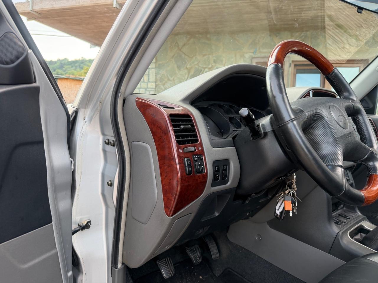 Mitsubishi Pajero 3.2 16V DI-D AUTOCARRO N1 5posti