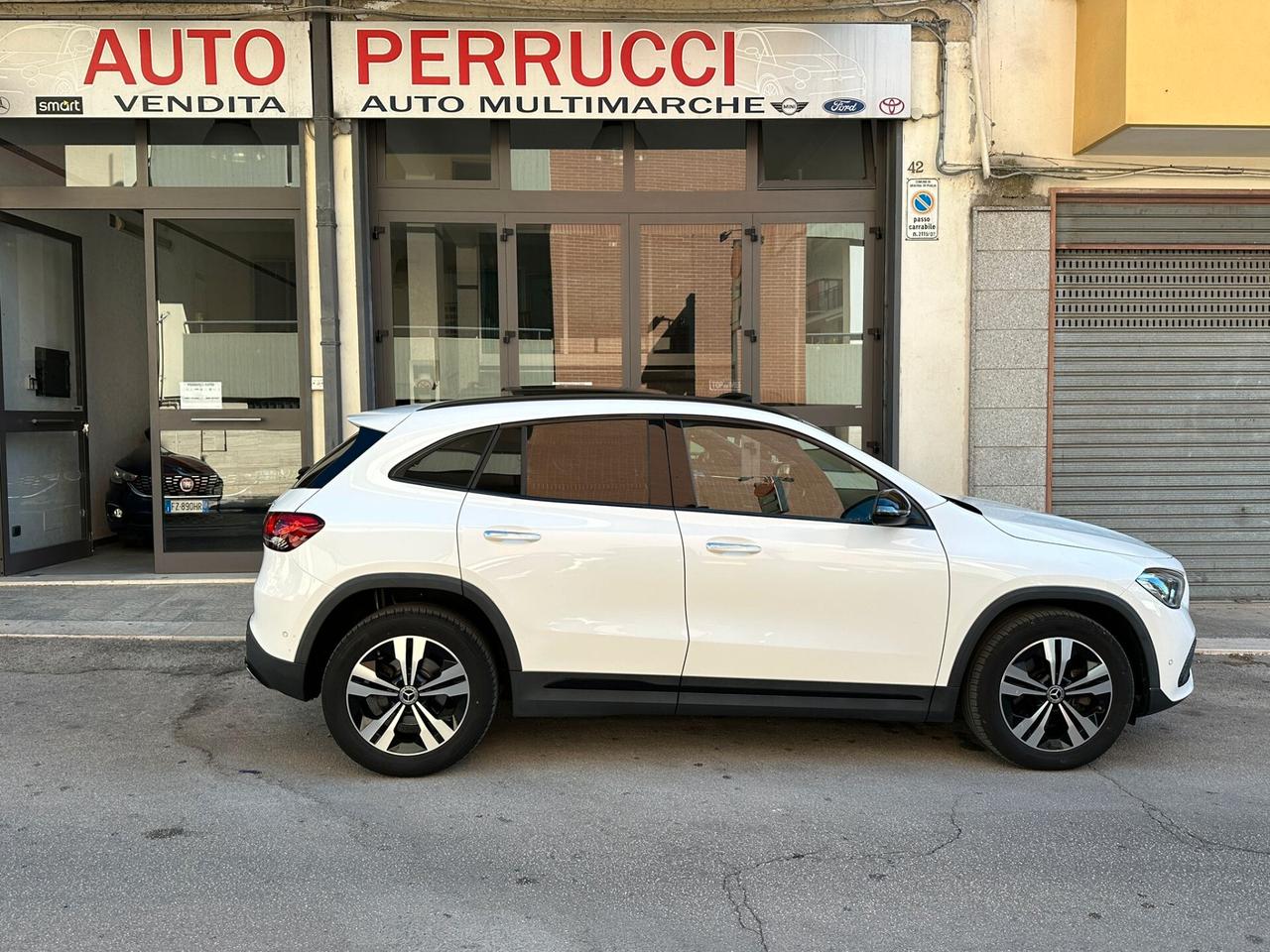 Mercedes GLA 220 4Matic Autom. Premium TETTO