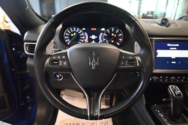 MASERATI Levante 3.0V6 MODENA 350CV F1 TET.21"RADAR CAM360°STRAFULL
