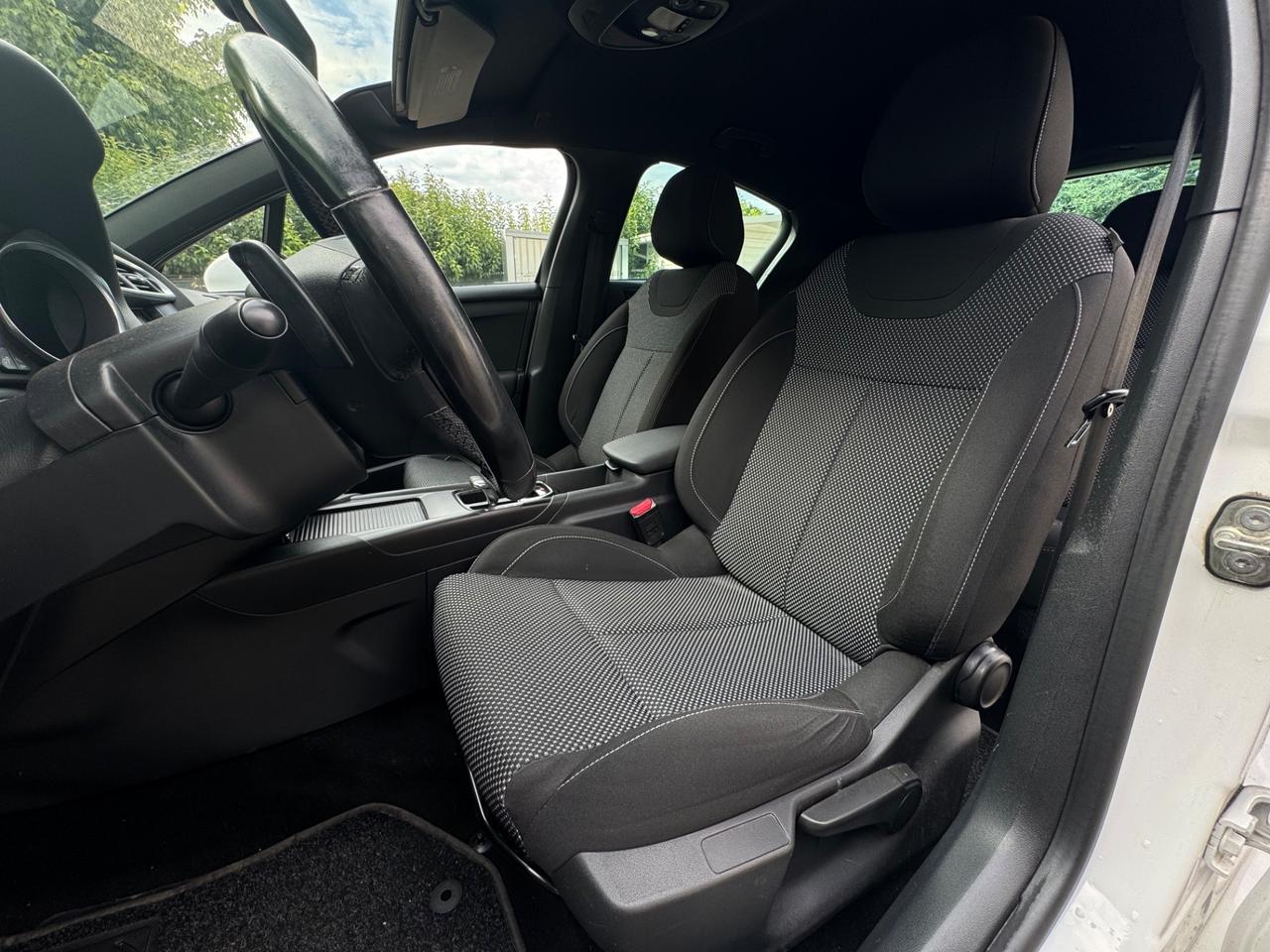 Ds DS4 4 1.6 e-HDi 110 airdream CMP6 NEOPATENTATI