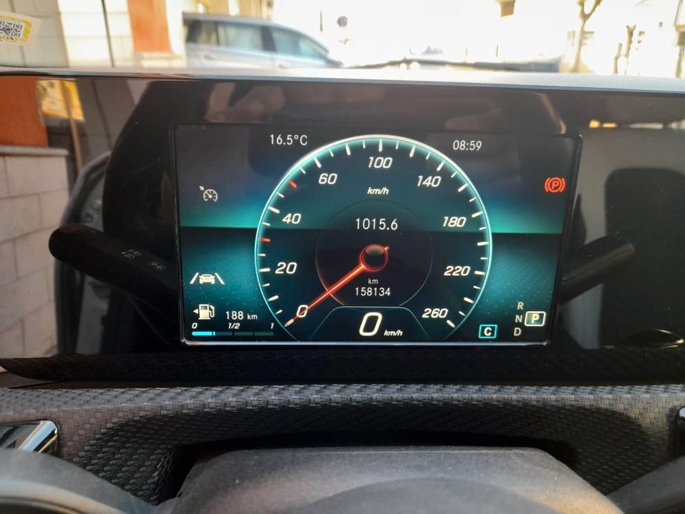 MERCEDES A 180 D BUSINESS EXTRA