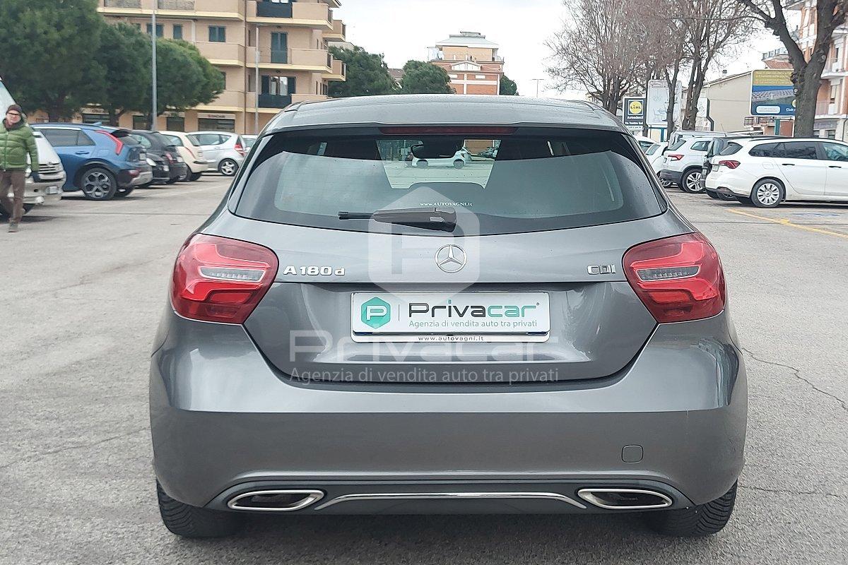 MERCEDES A 180 d Business