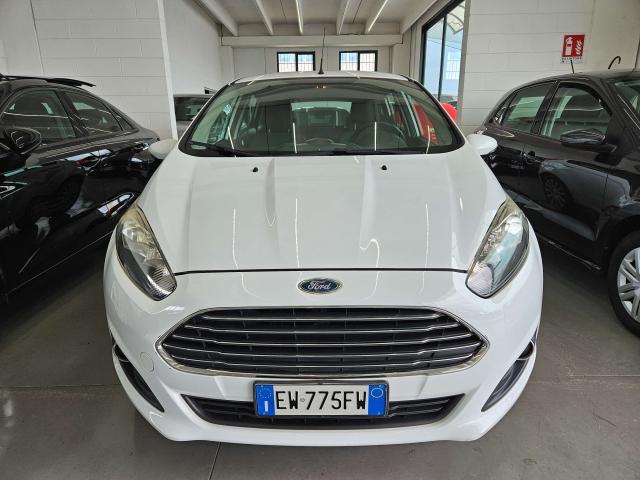 Ford Fiesta 5p 1.5 tdci Titanium 75cv NEOPATENTATI