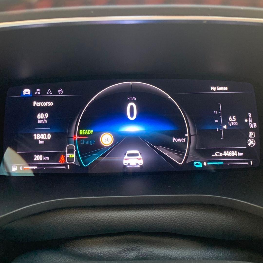 Renault Arkana Hybrid E-Tech 145 CV R.S. Line