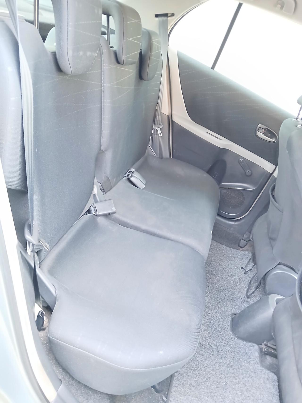 Toyota Yaris OK NEOPATENTATI 4 CILINDRI
