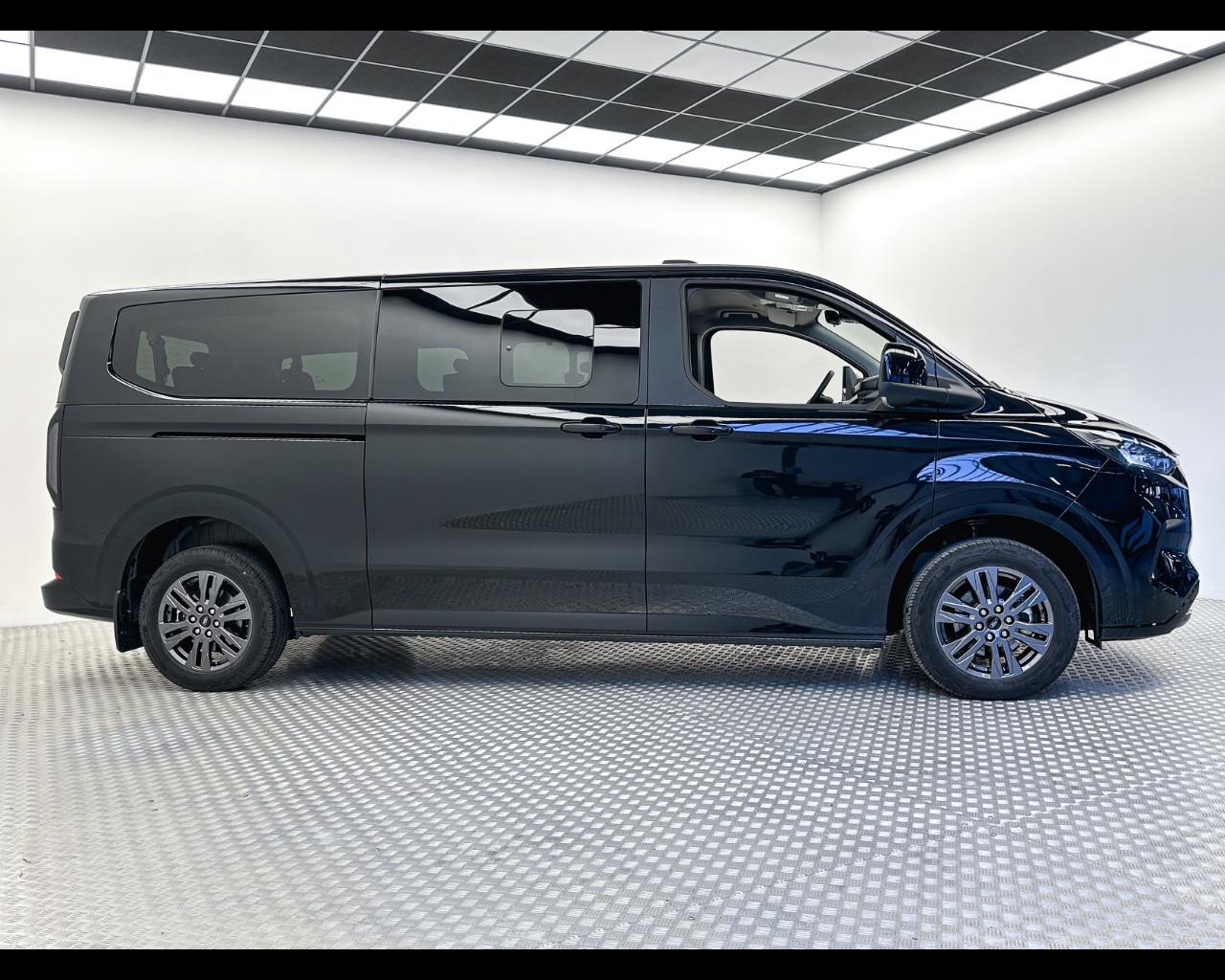 FORD Tourneo Custom 2ªs - Tourneo Custom 320 2.0 EcoBlue 150CV PL Titanium