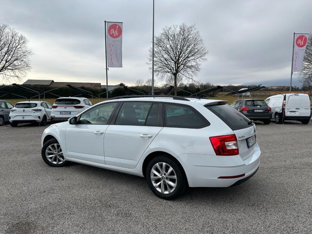 SKODA Octavia 1.6 TDI SCR 115 CV Wagon Executive