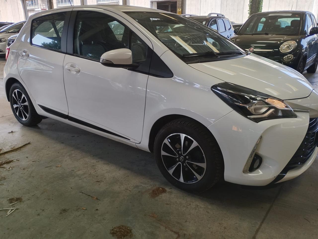Toyota Yaris 1.0 72 CV 5 porte Active - Nessun vincolo -