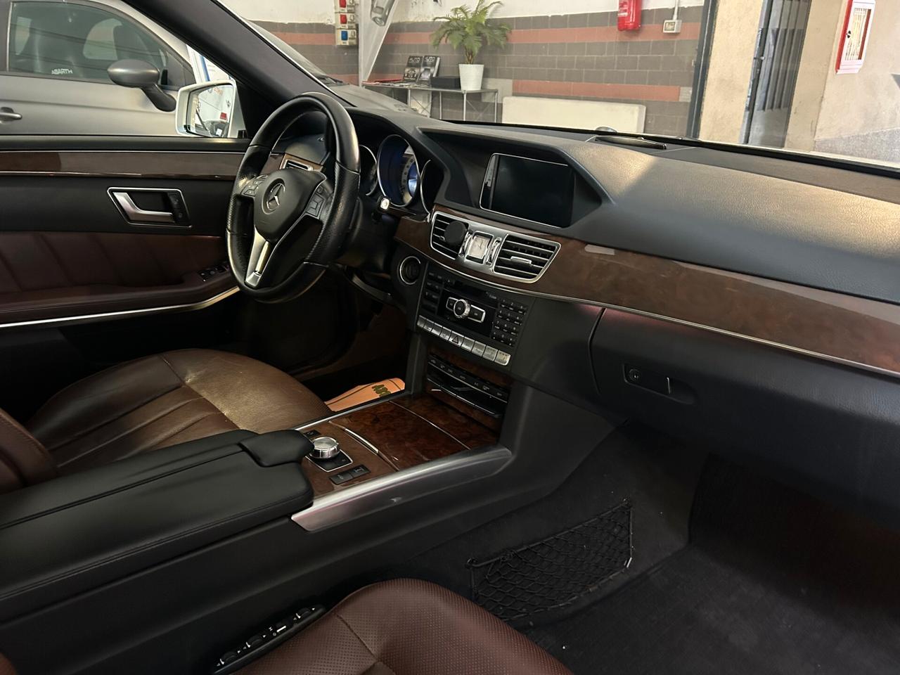 Mercedes-benz E 350 BlueTEC 4Matic Premium