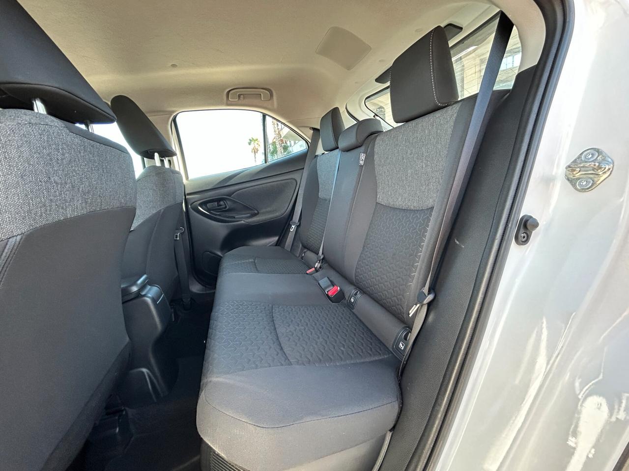 Toyota Yaris Cross 1.5h Business fwd 116cv e-cvt