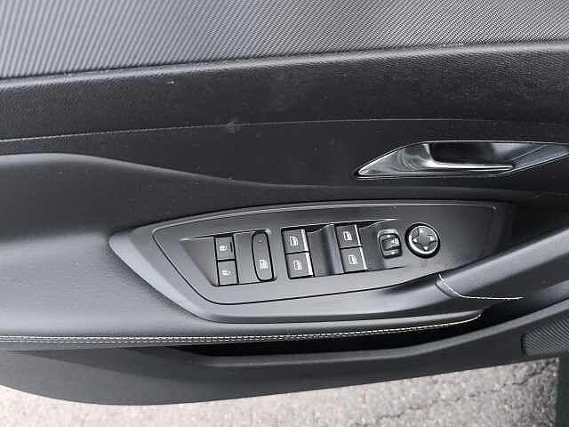 Peugeot 308 BlueHDi 130 S&S EAT8 GT PACK
