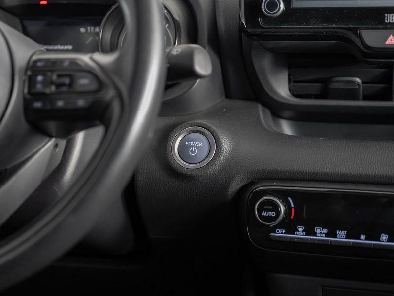 Toyota Yaris Hybrid Lounge MY21