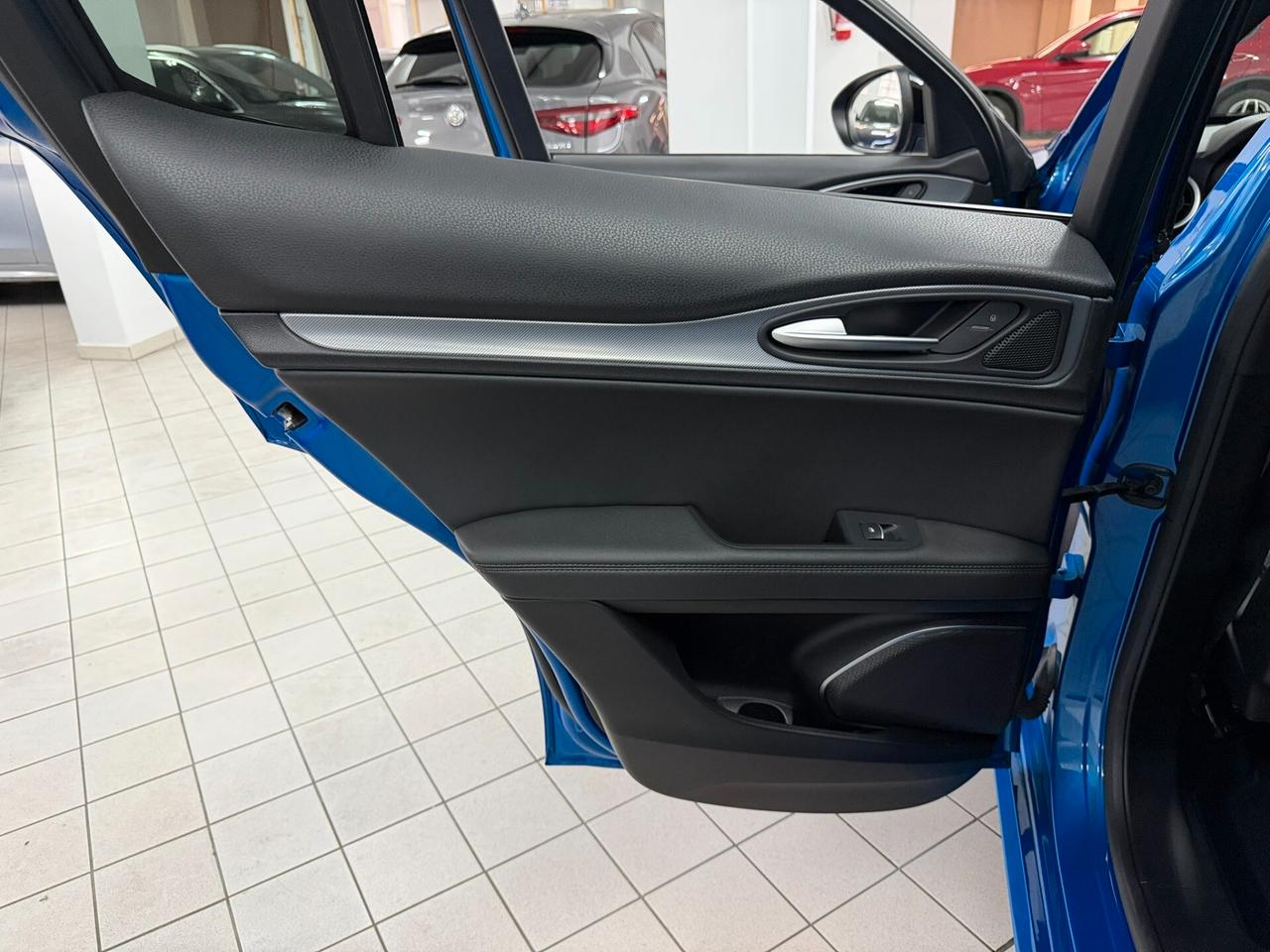 Stelvio 2.2 TD 210 CV VELOCE AT8 Q4 TAGLIANDATA