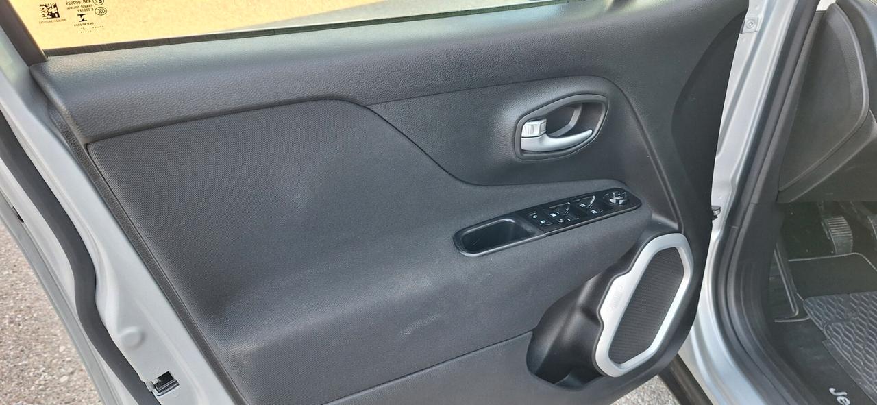 Jeep Renegade 1.6 Mjt 130 CV Longitude