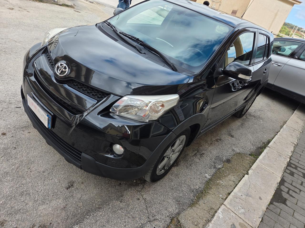 TOYOTA URBAN CRUISER 4X4 INSERIBILE KM CERTIF