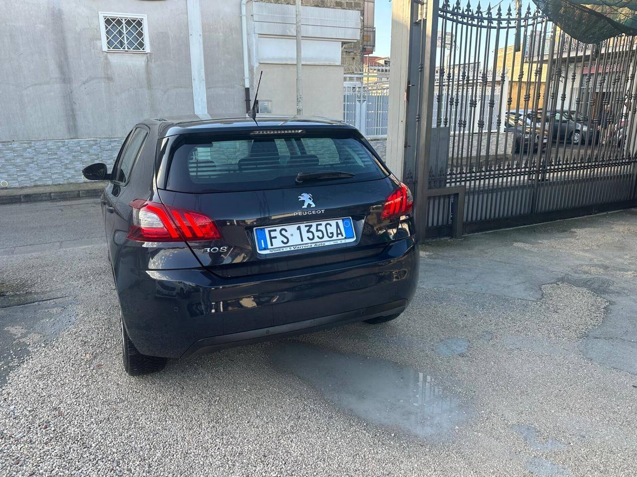 Peugeot 308 BlueHDi 130 EAT8 Allure 2018