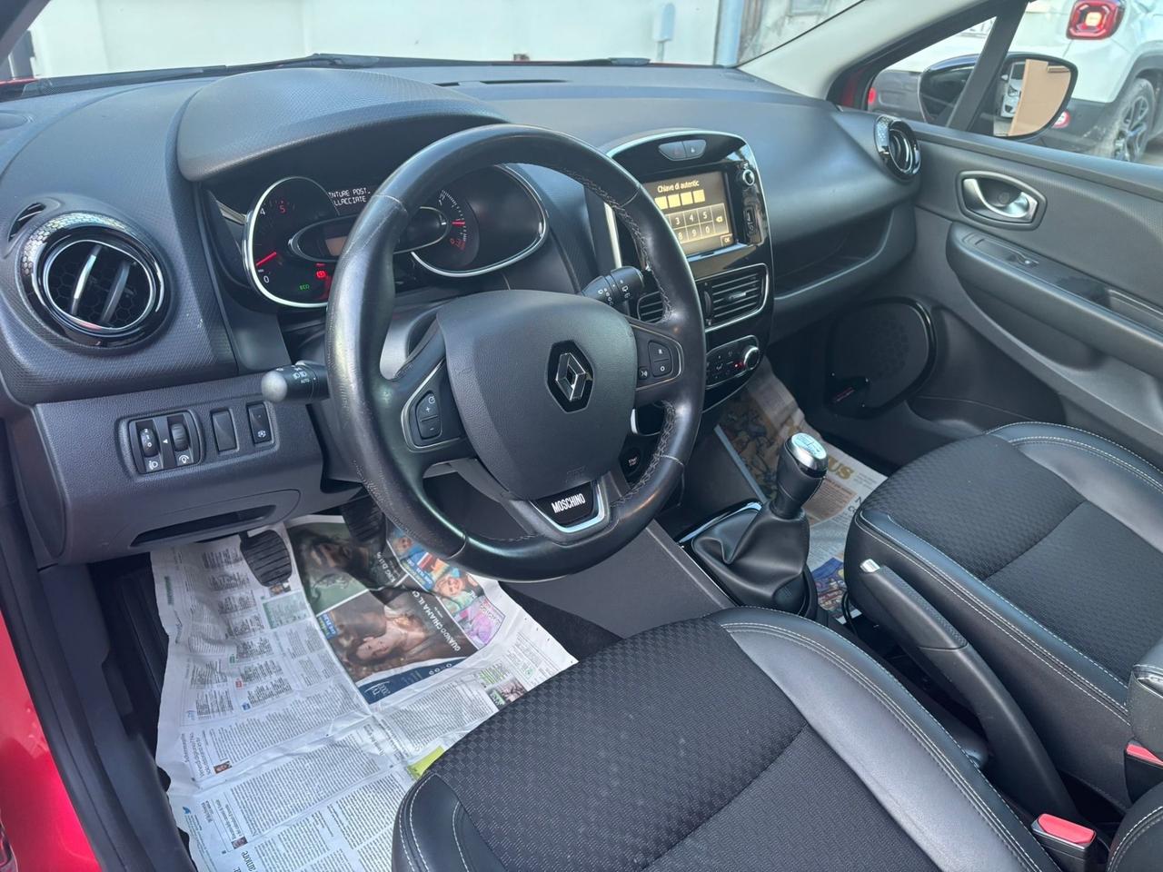Renault Clio dCi 8V 90 CV 5 porte Moschino Intens
