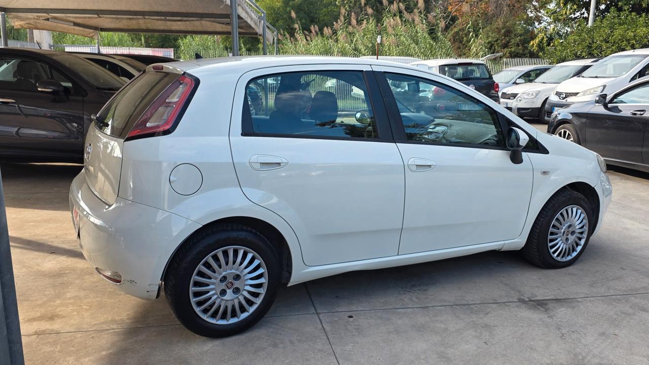 Fiat Punto Evo 1.3 MJT II 75 CV 5 porte Virgin Radio