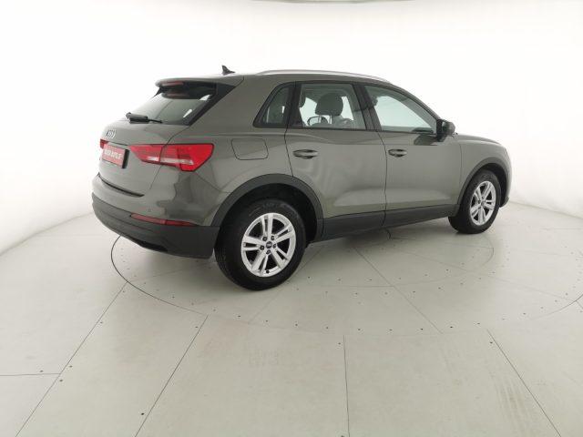 AUDI Q3 35 TDI S tronic Business