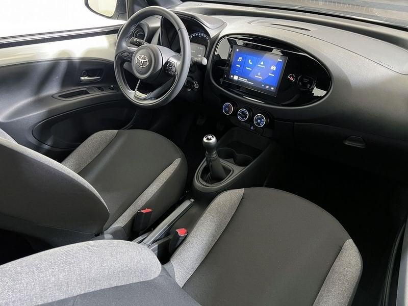 Toyota Aygo X Aygo X 1.0 Active 72cv