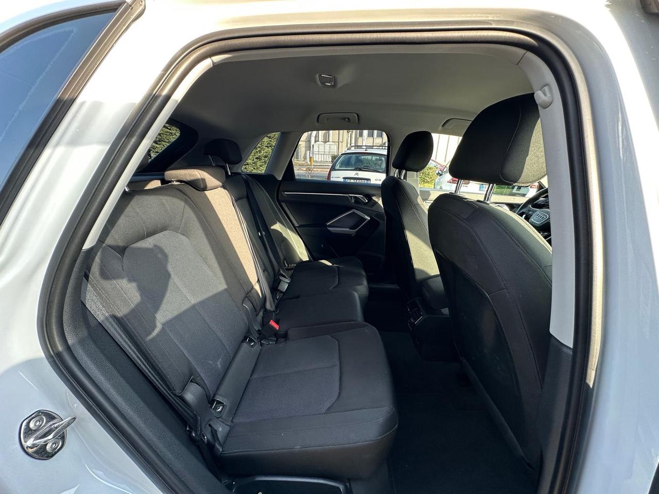 Audi Q3 S Line Edition 1.5 35 TFSI #7881