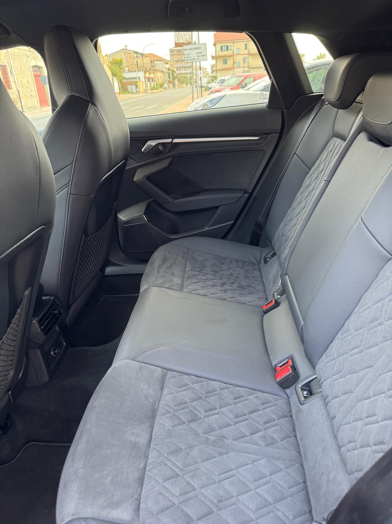 Audi A3 RS 3 SPB TFSI quattro S tronic