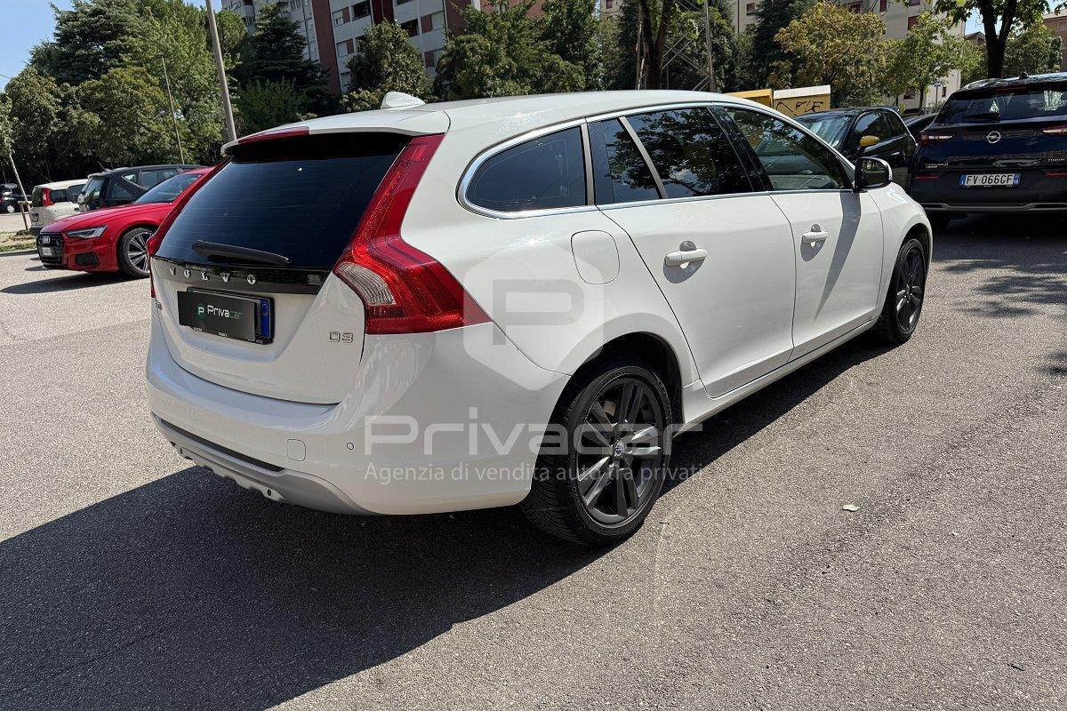 VOLVO V60 D3 Geartronic Momentum