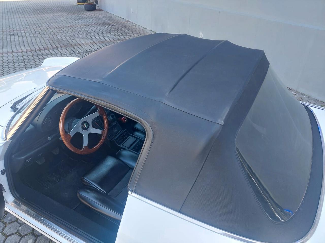 Alfa Romeo Spider quarta serie con motore 2.0