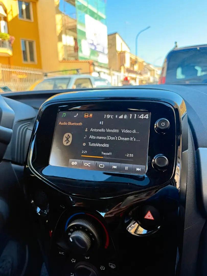 Citroen C1 VTi 68 5 porte Shine