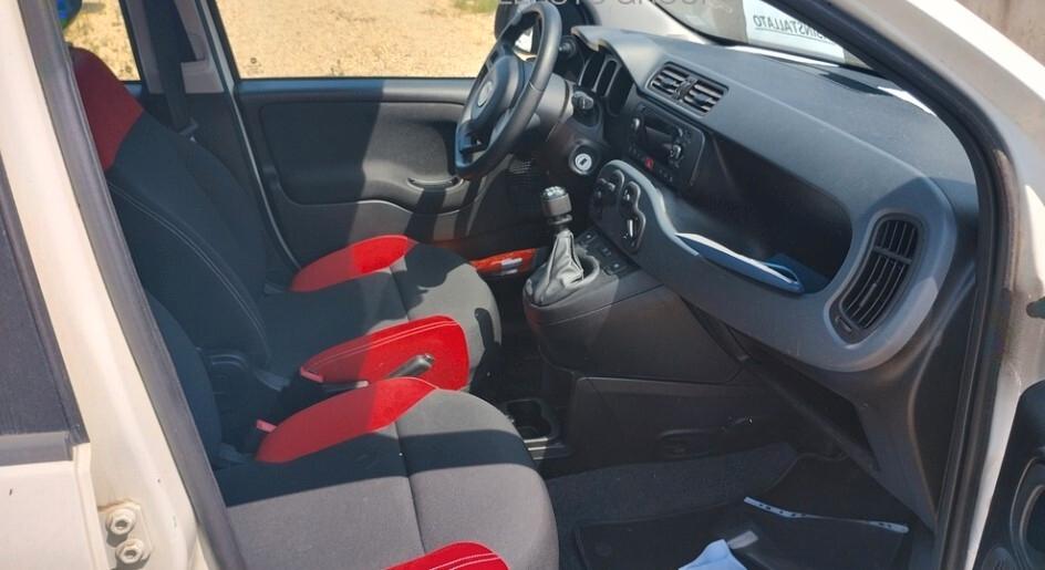 Fiat Panda 1.2 Easy CON 12.600 KM