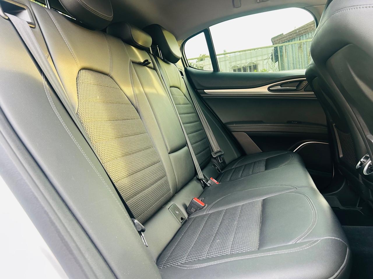 Alfa Romeo Stelvio 2.2 Turbodiesel 190 CV AT8 Q4 Sprint